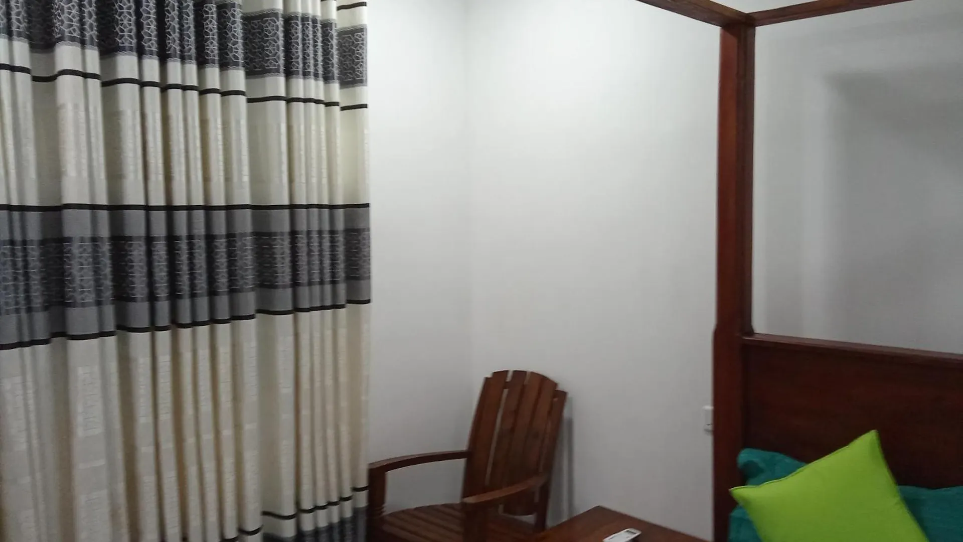 Solaces Transit Residence Liyanagemulla